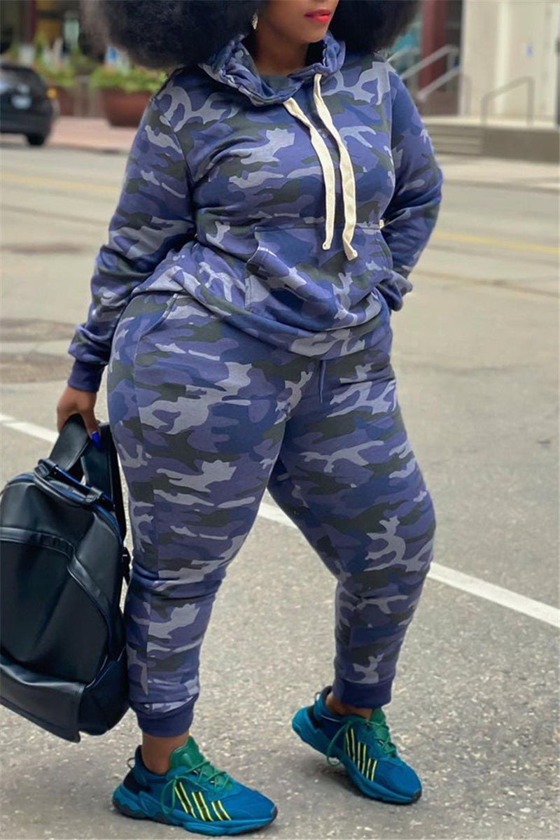 Plus Size Camouflage Print Basic Hooded Collar Set