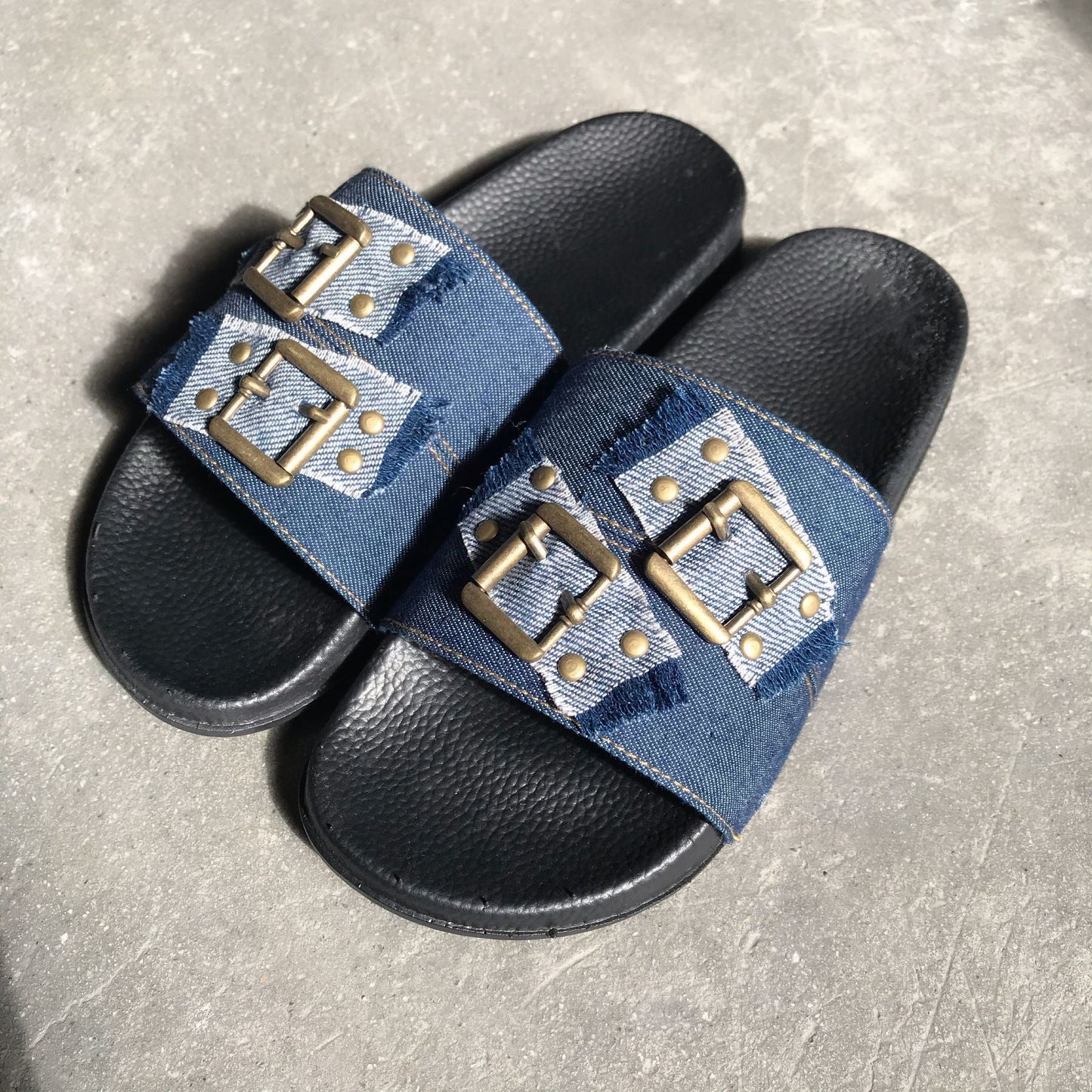 Casual Denim Studded Buckle Slippers