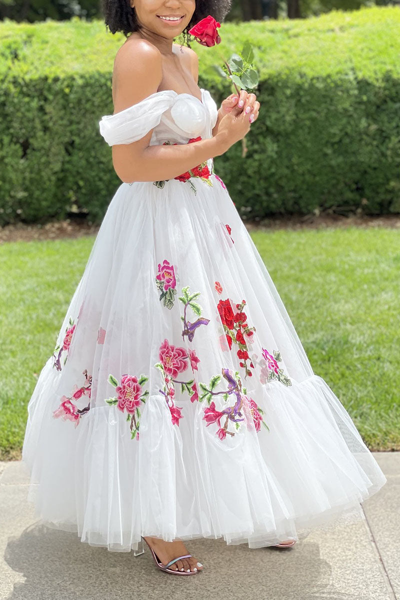[Pre-Sale] Plus Size Off the Shoulder Tulle Embroidery Maxi Dress