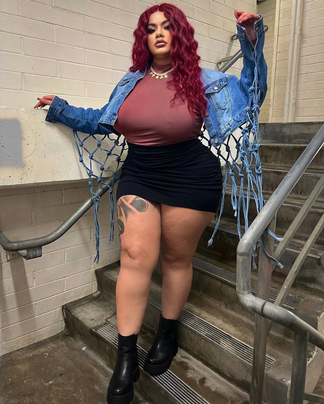 Plus Size Plain Ripped Tassels Denim Jacket