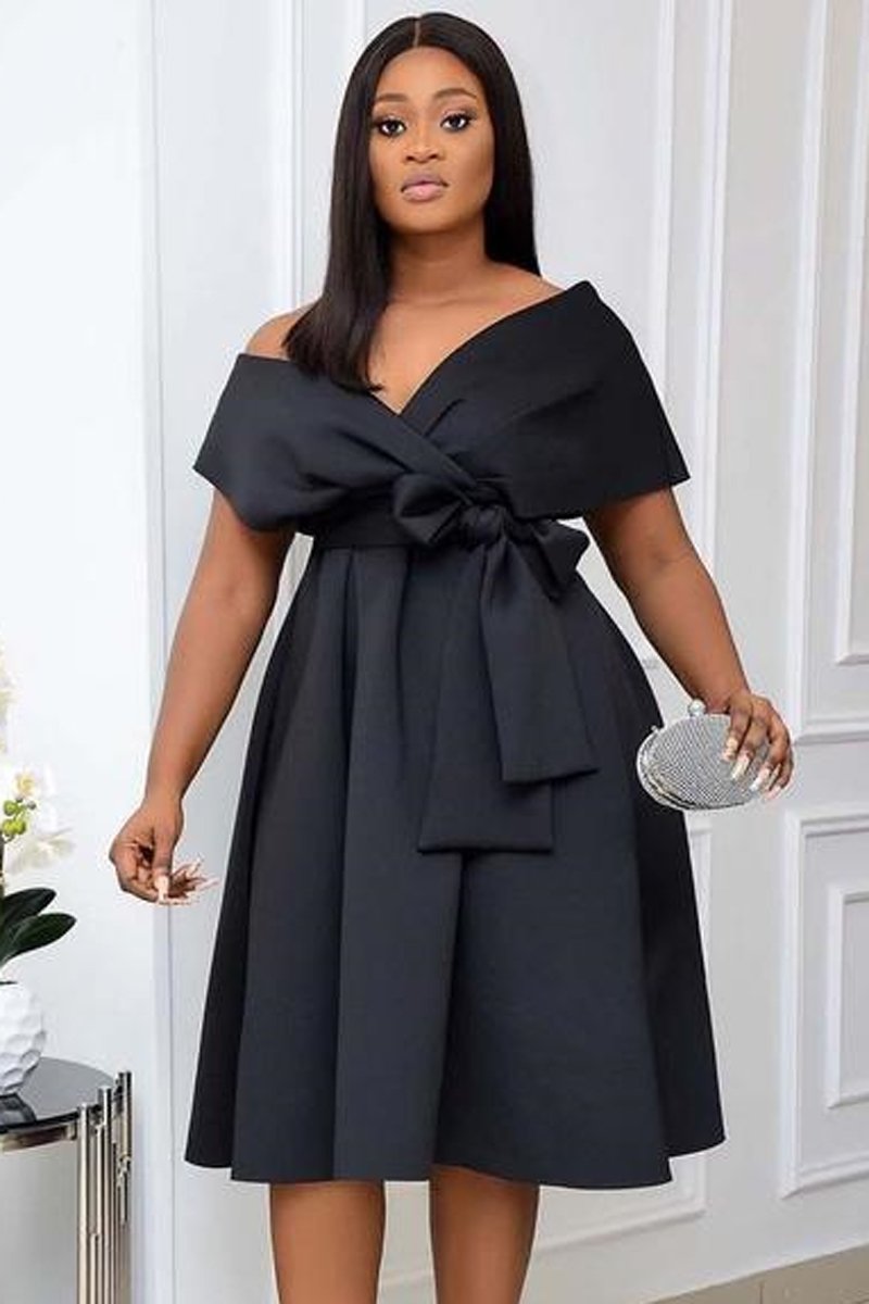 Plus Size V Neck Off Shoulder Solid Little Black Midi Dress(With Belt)