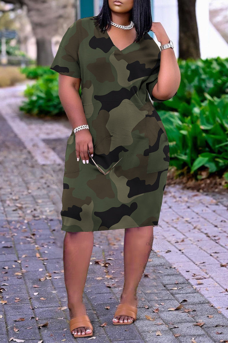 Plus Size Casual Printed V Neck Short Sleeve Midi Dress