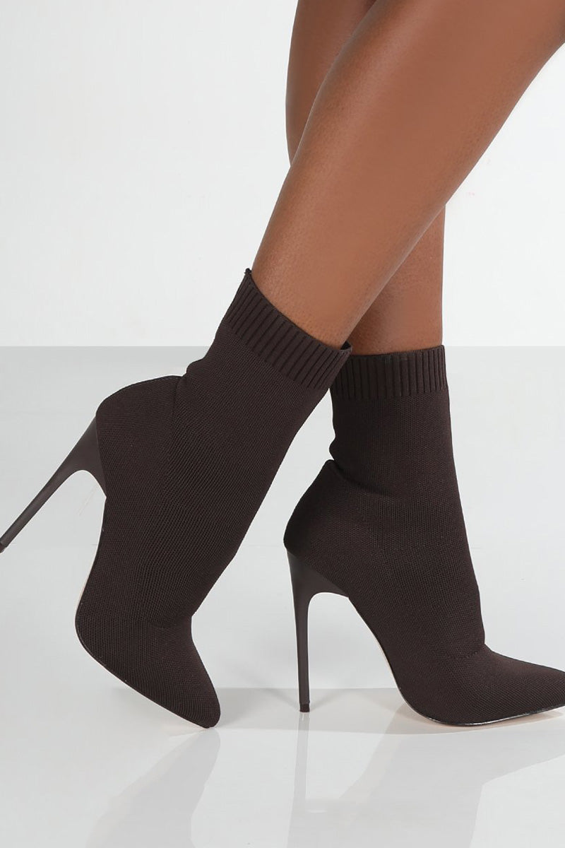 Minimalist Knit Basic Solid Booties