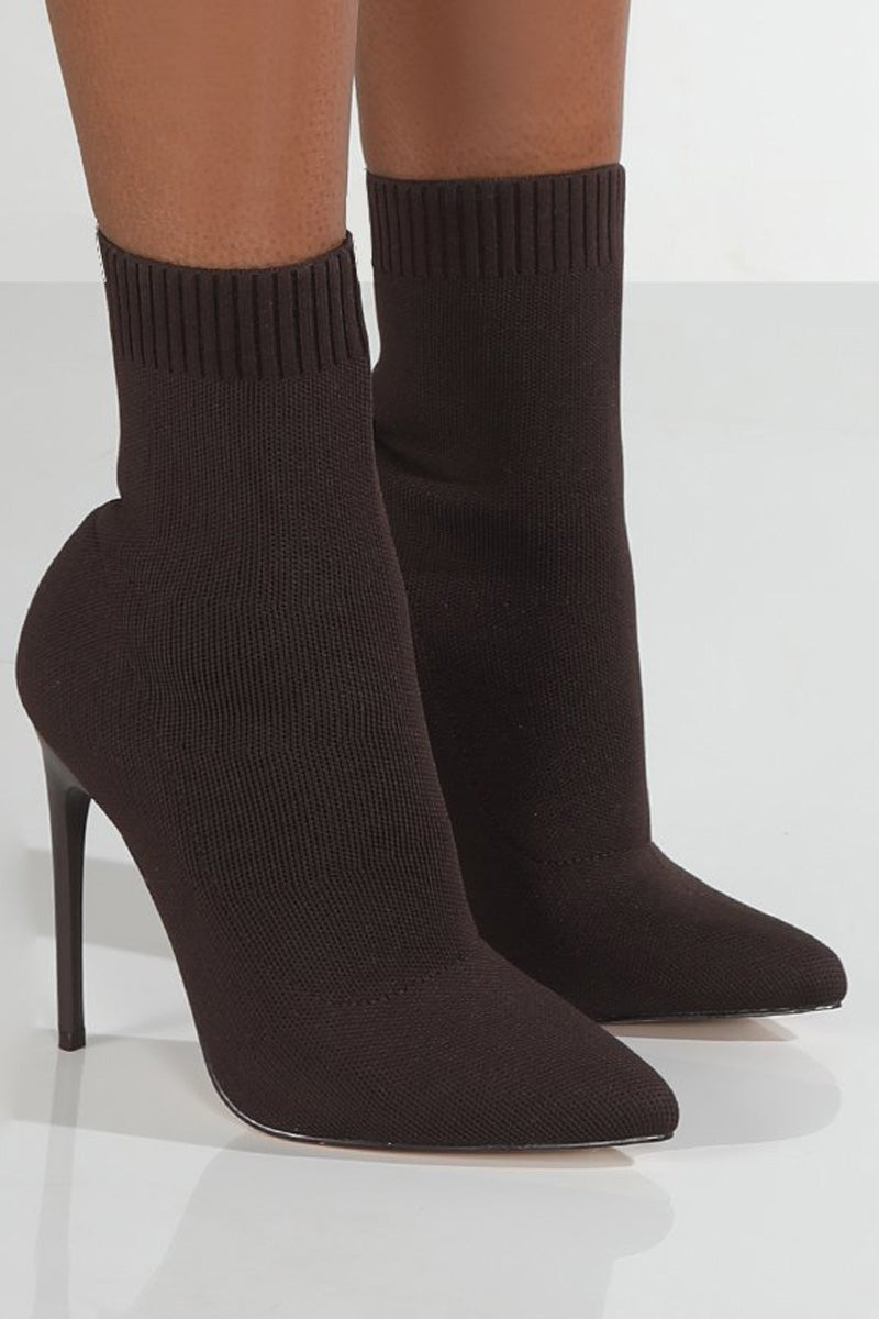 Minimalist Knit Basic Solid Booties