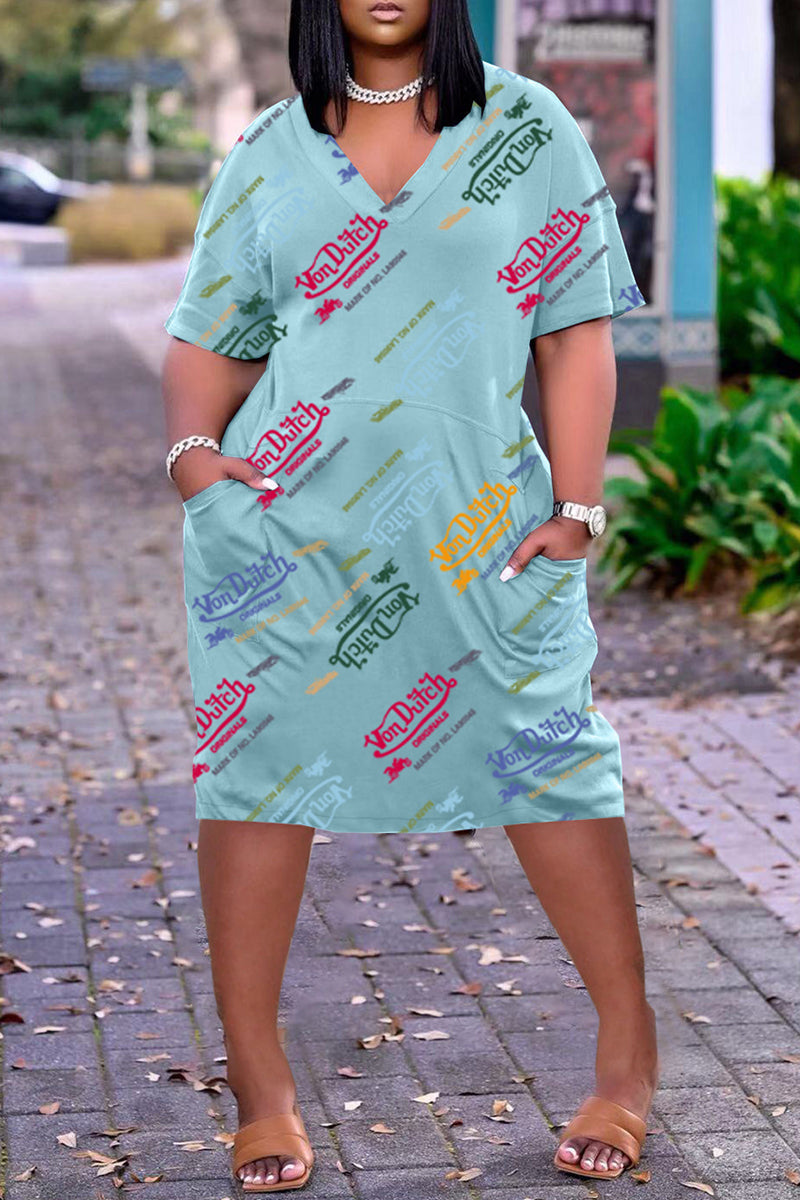 Plus Size Casual All Over Print V Neck Short Sleeve Midi Dress