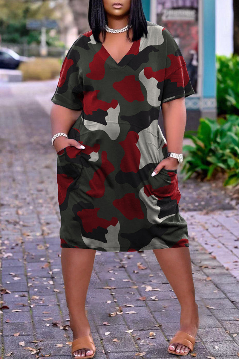 Plus Size Casual Printed V Neck Short Sleeve Midi Dress