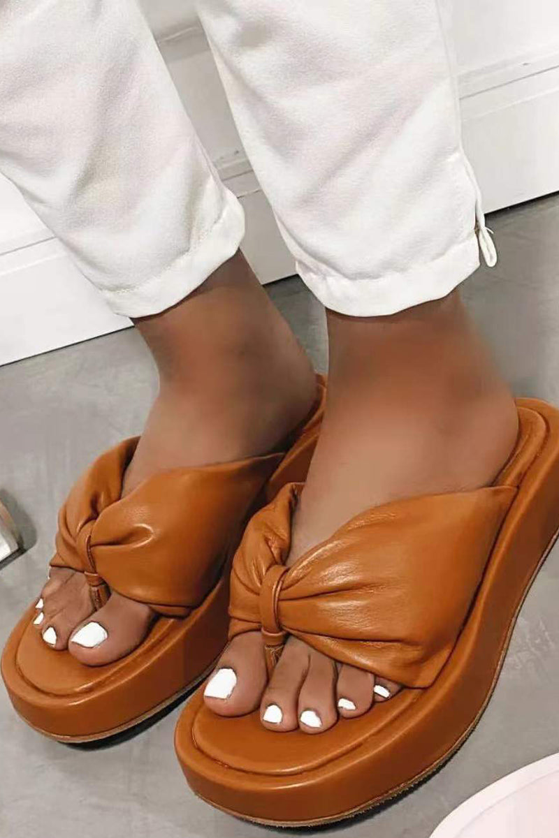 PU Leather Platform Flip-toe Solid Slippers