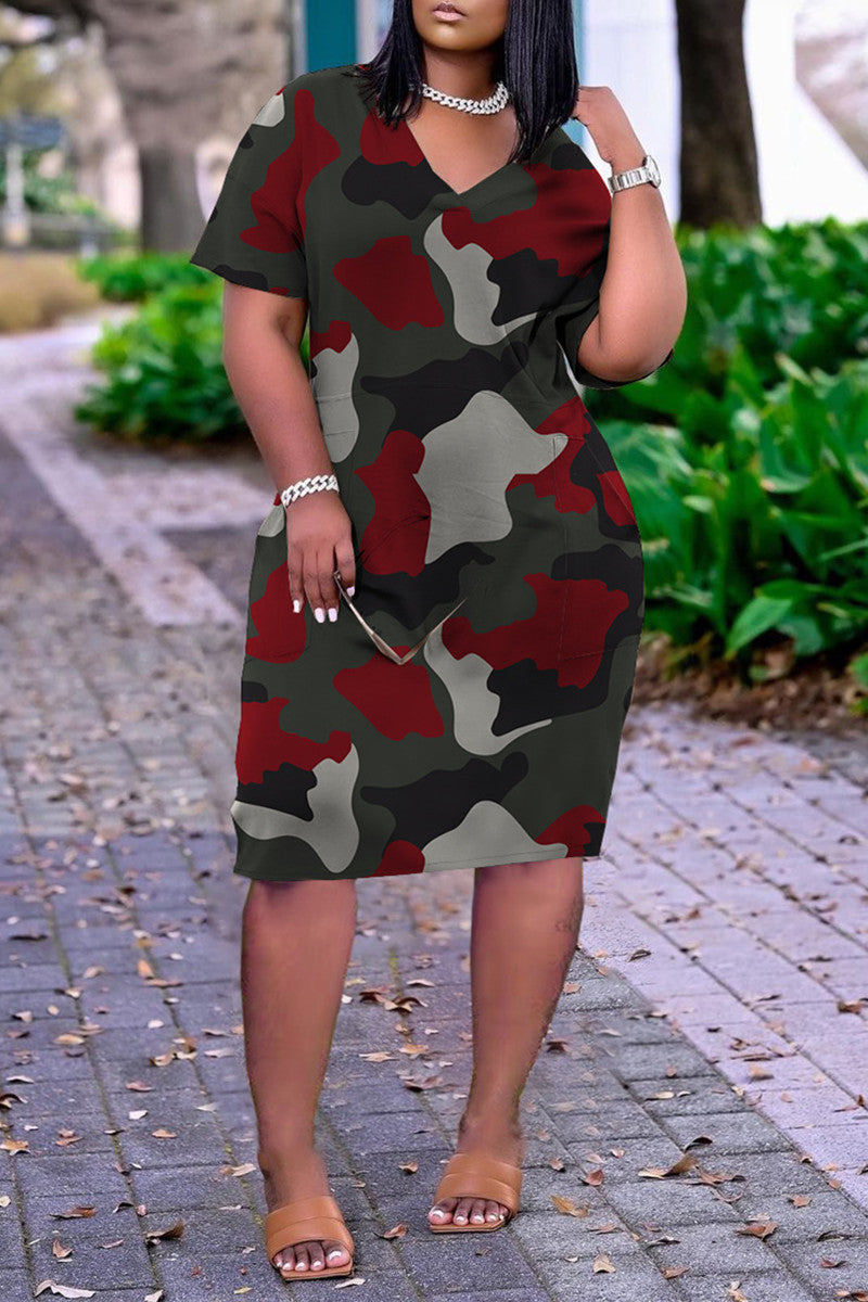 Plus Size Casual Printed V Neck Short Sleeve Midi Dress