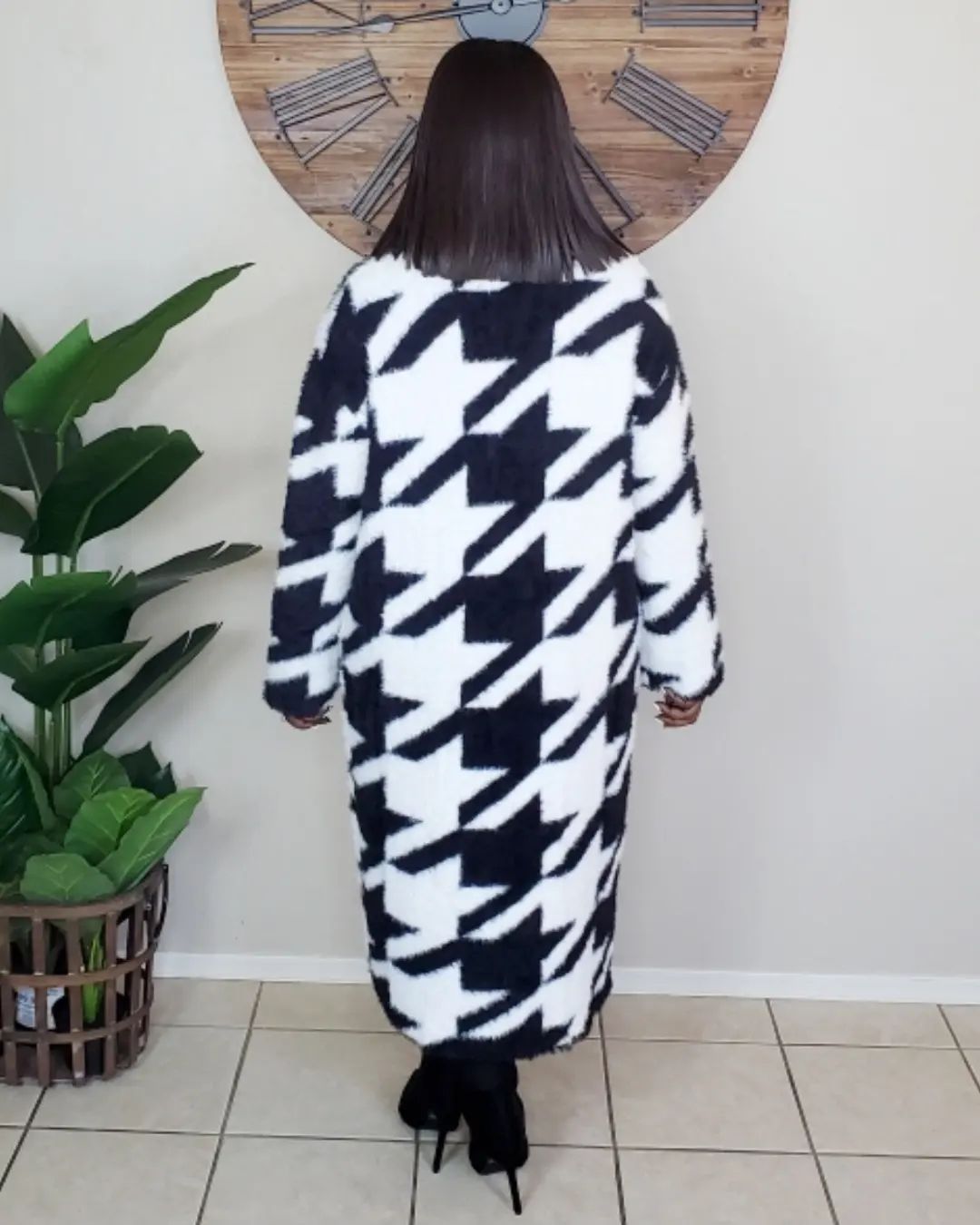 Plus Size Casual Houndstooth All Over Print Sweater Cardigan